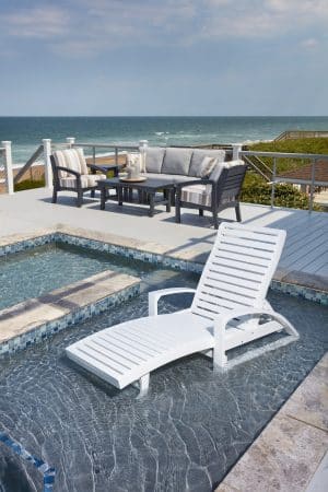 Recycled Plastic St Tropez Chaise Lounge White In Wadding Pool