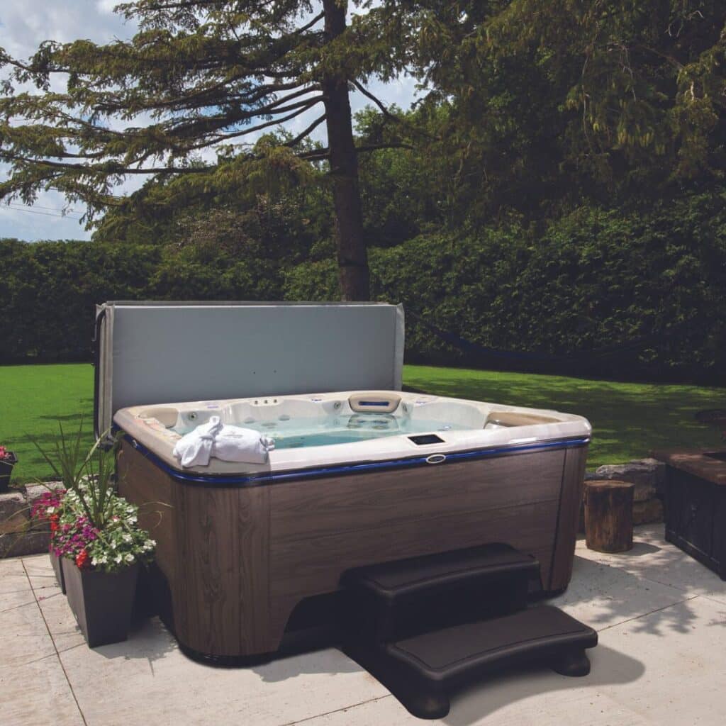 hydropool hot tub st.lawrence pools